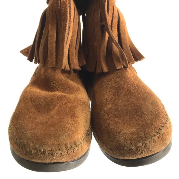Minnetonka Moccasins 3 Layer Fringe Boots Sz 5 - Picture 2 of 8